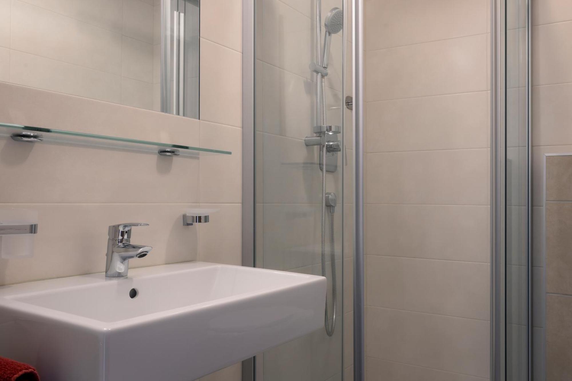 Haus Jaegerheim Apartment Hintertux Ngoại thất bức ảnh